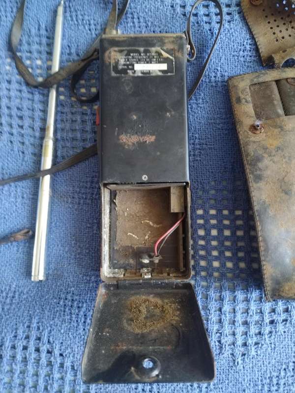 Tedelex Universal 6 Channel De Luxe Model BT2601 Vintage walkie talkie radio (Read listing)