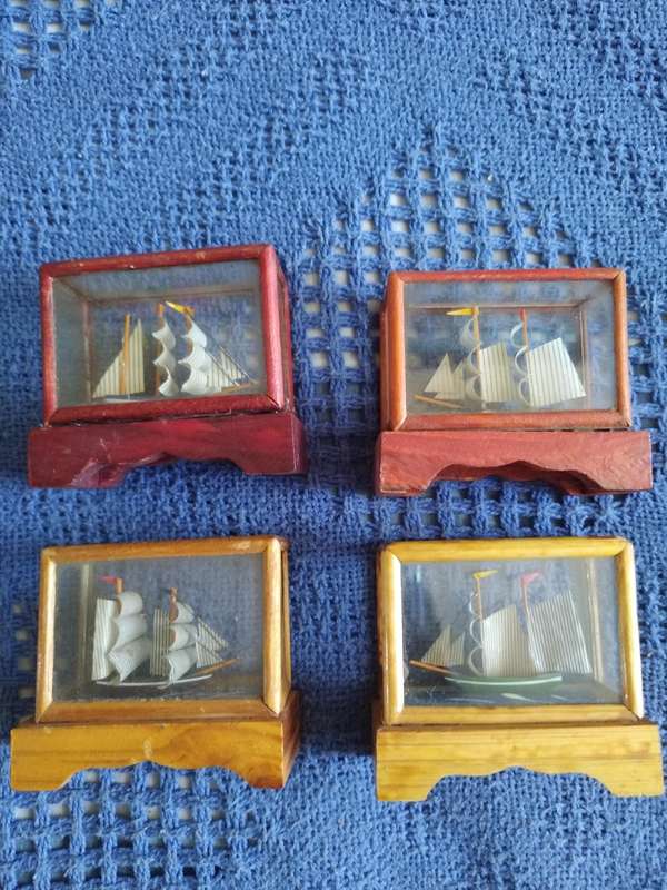 4x Bamboo and glass enclosed Sail boats Decor