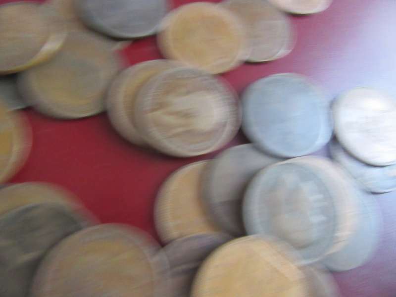 BARGAIN - 44 OLD UK PENNIES- AS PER SCAN - BID PER ITEM - CO1