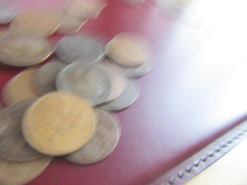 BARGAIN - 44 OLD UK PENNIES- AS PER SCAN - BID PER ITEM - CO1