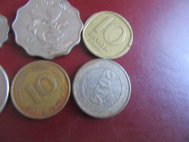 GOOD START FOR THE BEGINNER - 10 INTERNATIONAL COINS - AS PPER SCAN - CO6