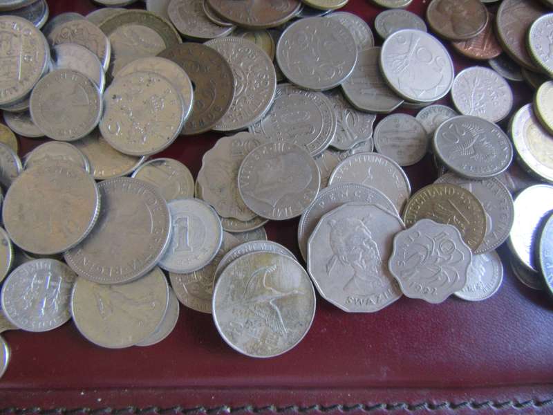 195ASSORTED INTERNATIONAL COINS - AS PER SCAN - BID PER ITEM - FA 2.5.