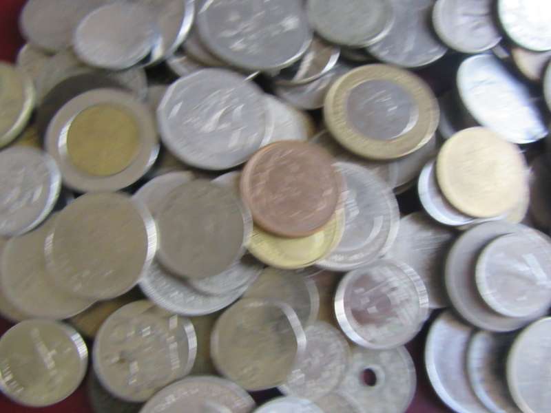 500ASSORTED WORLD COINS - AS PER SCAN - BID PER ITEM -WS2.5.