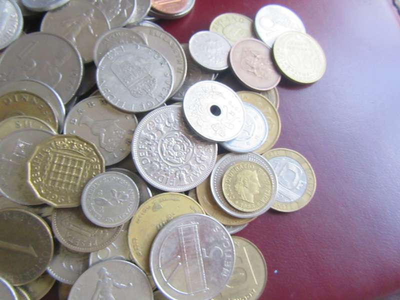 500ASSORTED WORLD COINS - AS PER SCAN - BID PER ITEM -WS2.5.
