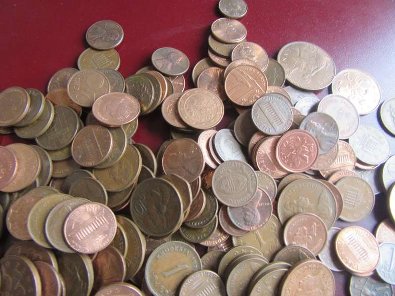 200NTERNATIONAL COPPER COINS - AS PER SCAN - BID PER ITEM