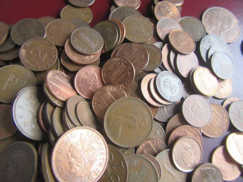 200NTERNATIONAL COPPER COINS - AS PER SCAN - BID PER ITEM