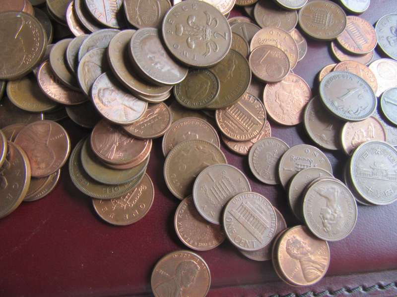 200NTERNATIONAL COPPER COINS - AS PER SCAN - BID PER ITEM