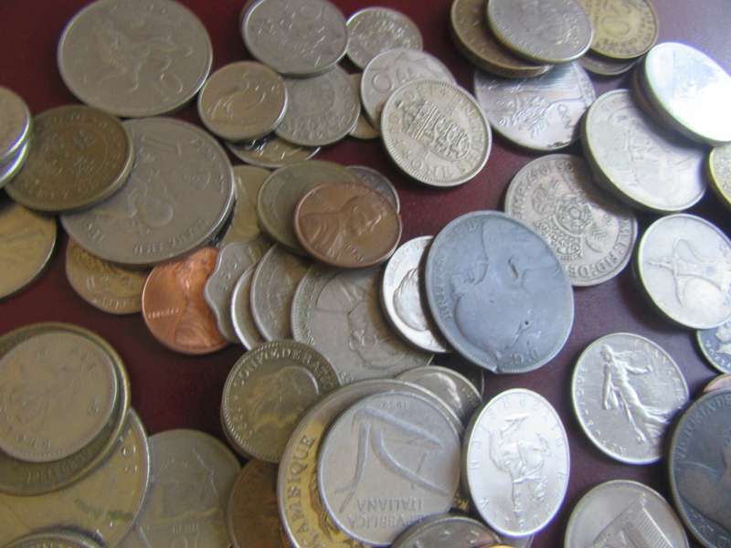-GOOD START FOR THE BEGINNER -120ASSORTED WORLD COINS - AS PER SCAN - BID PER ITEM - WS1