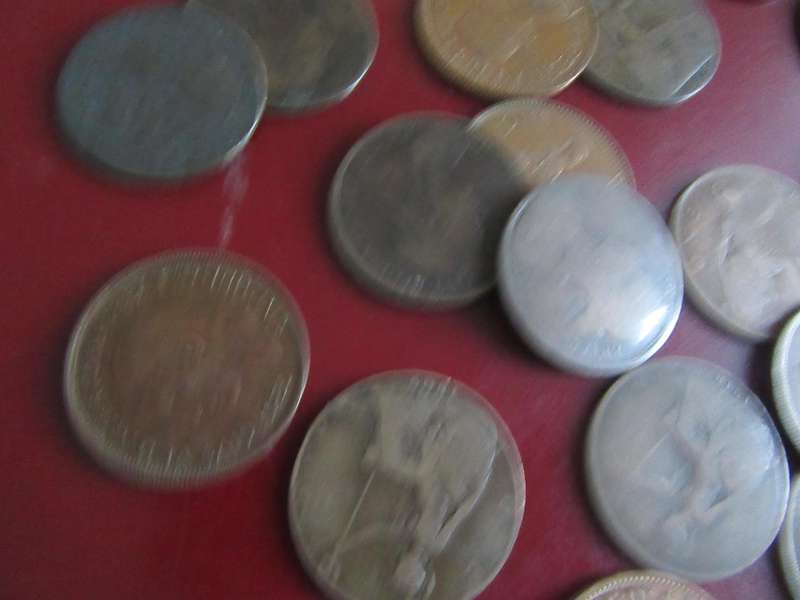 BARGAIN - 35 OLD UK PENNIES /VARIOUS YEARS - AS PER SCAN - BID PER ITEM