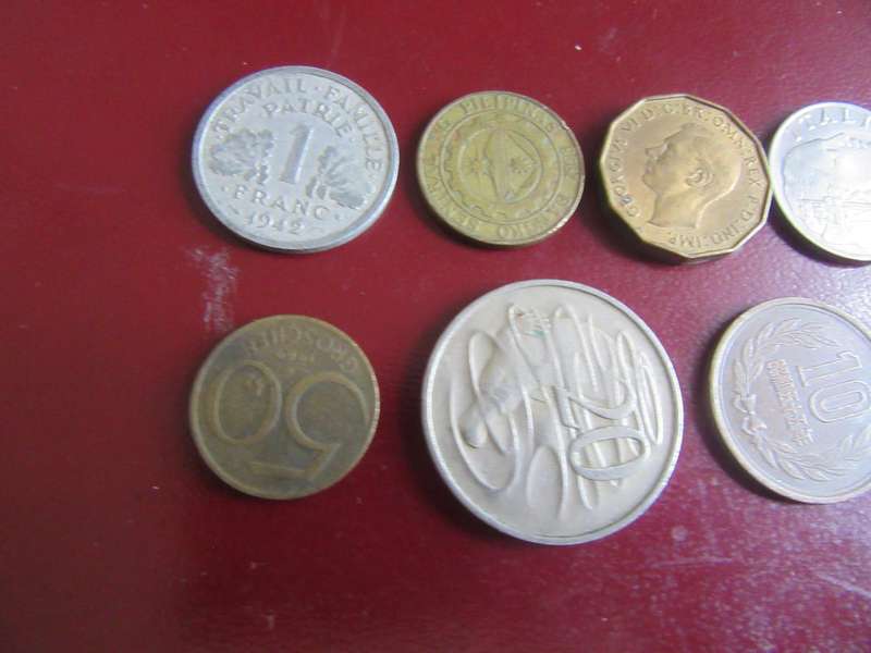 GOODSTART FOR THE BEGINNER - 10 INTERNATIONAL COINS - AS PER SCAN -CO34
