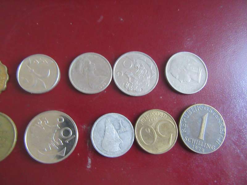 GOODSTART FOR THE BEGINNER - 10INTERNATIONAL COINS - AS PER SCAN - CO10