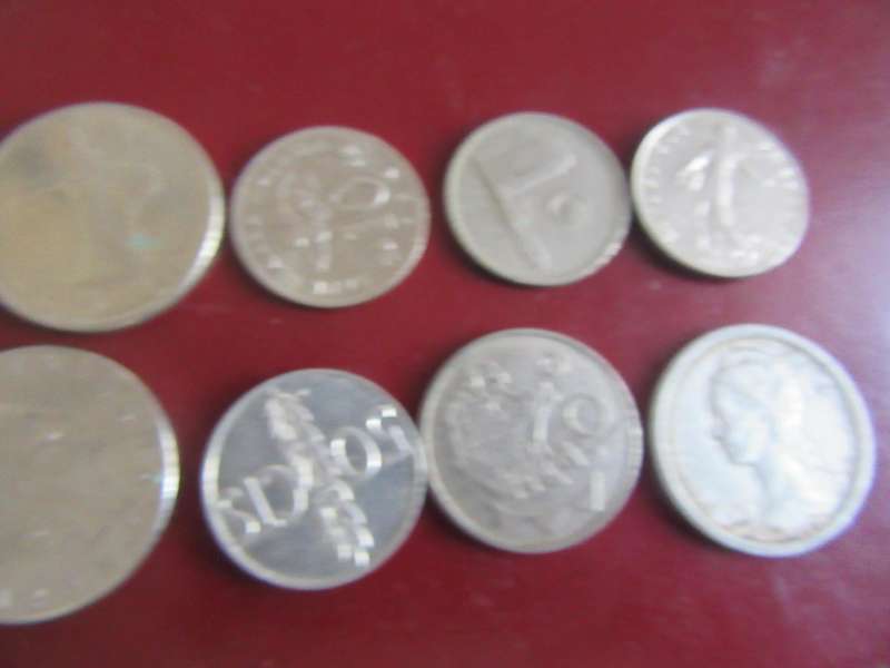 GOOD START FOR THE BEGINNER - 10 INTERNATIONAL COINS - AS PER SCAN - CO20