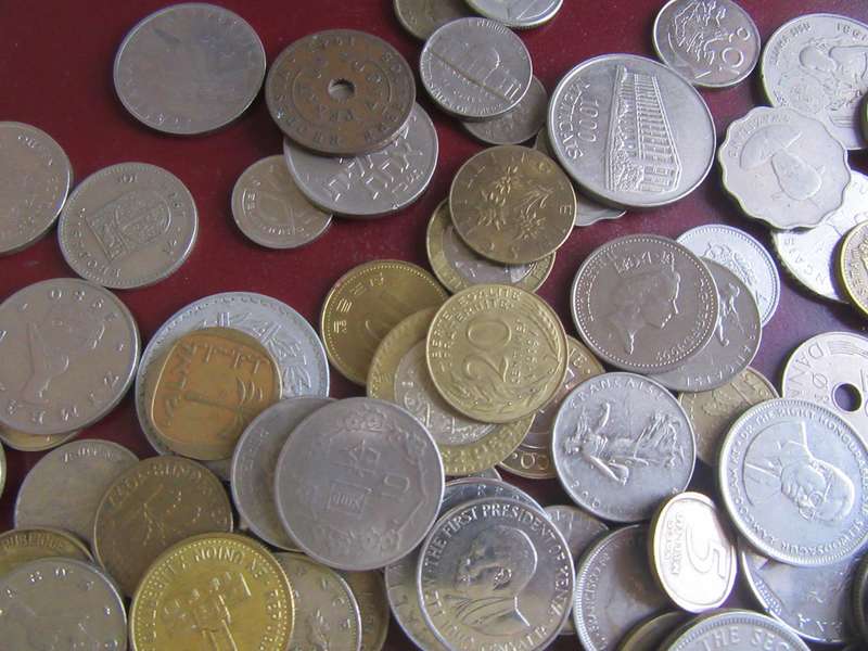 -GOOD START FOR THE BEGINNER 100ASSORTED WORLD COINS - AS PER SCAN - WS1