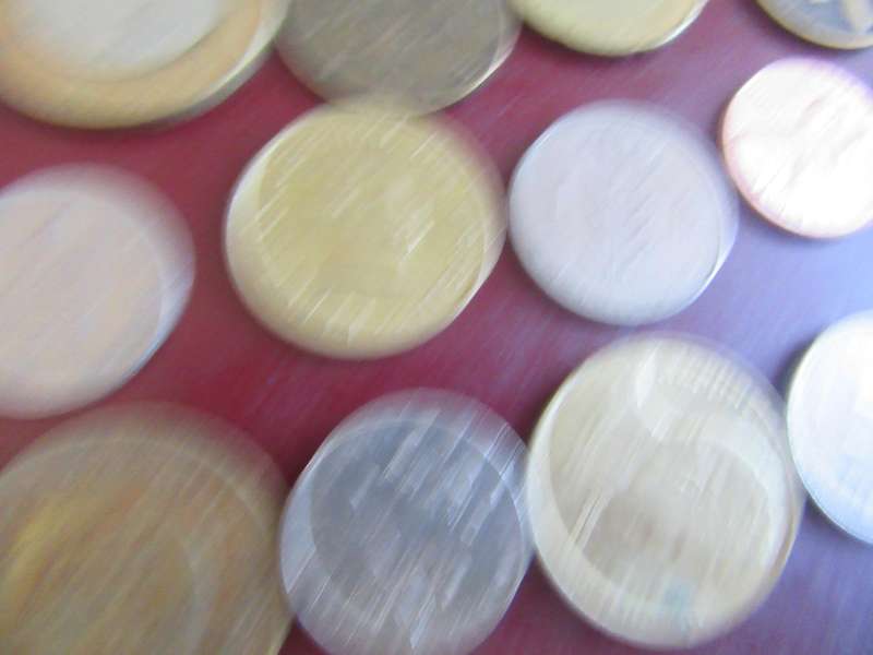 GOOD START FOR THE BEGINNER - 25 INTERNATIONALCOINS - AS PER SCAN - CO46