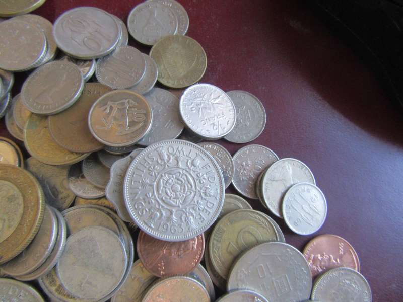 GOODSTART FOR THE BEGINNER - 100 INTERNATIONAL COINS - AS PER SCAN -LOT 1 - BID PER ITEM