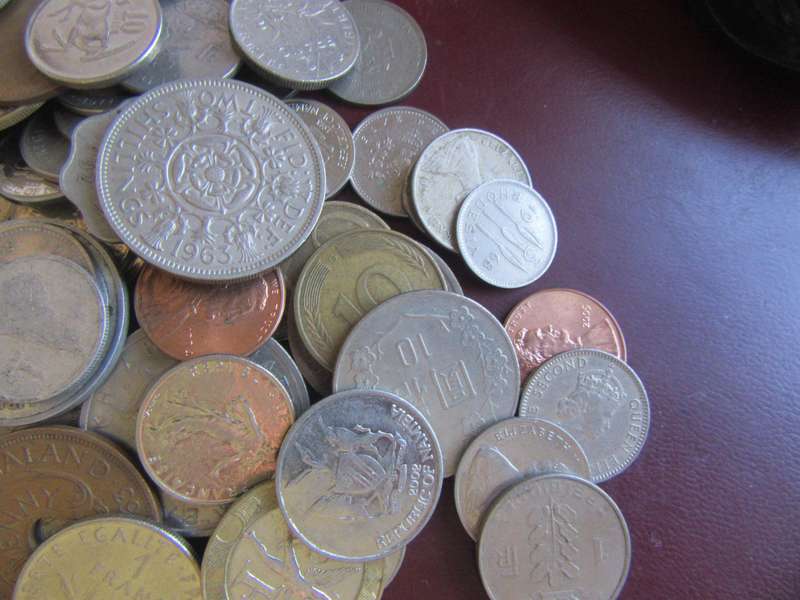 GOODSTART FOR THE BEGINNER - 100 INTERNATIONAL COINS - AS PER SCAN -LOT 1 - BID PER ITEM