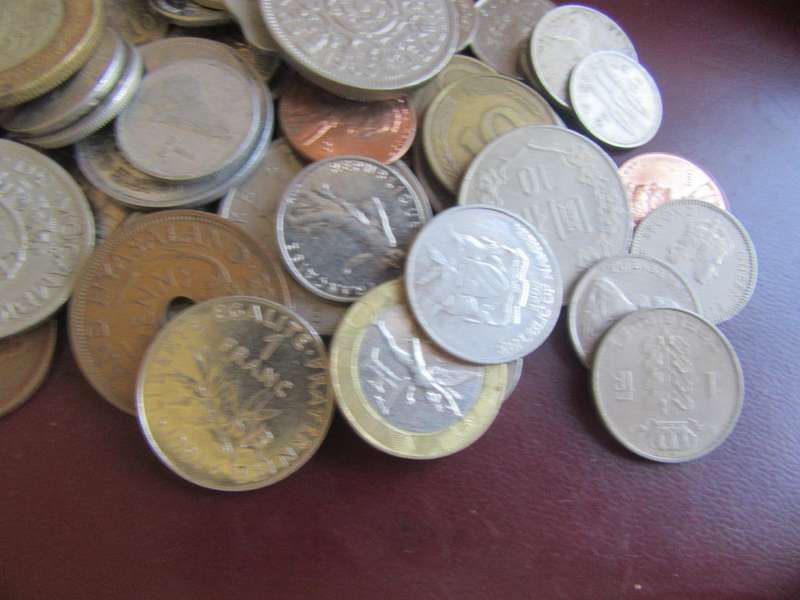 GOODSTART FOR THE BEGINNER - 100 INTERNATIONAL COINS - AS PER SCAN -LOT 1 - BID PER ITEM