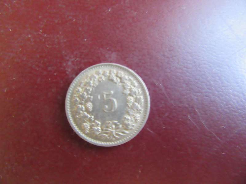 SWWITZERLAND - 5 RAPPEN1983 - C100