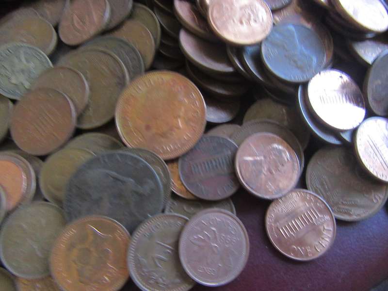 550 INTERNATIONAL COPPER COINS AS PER SCAN