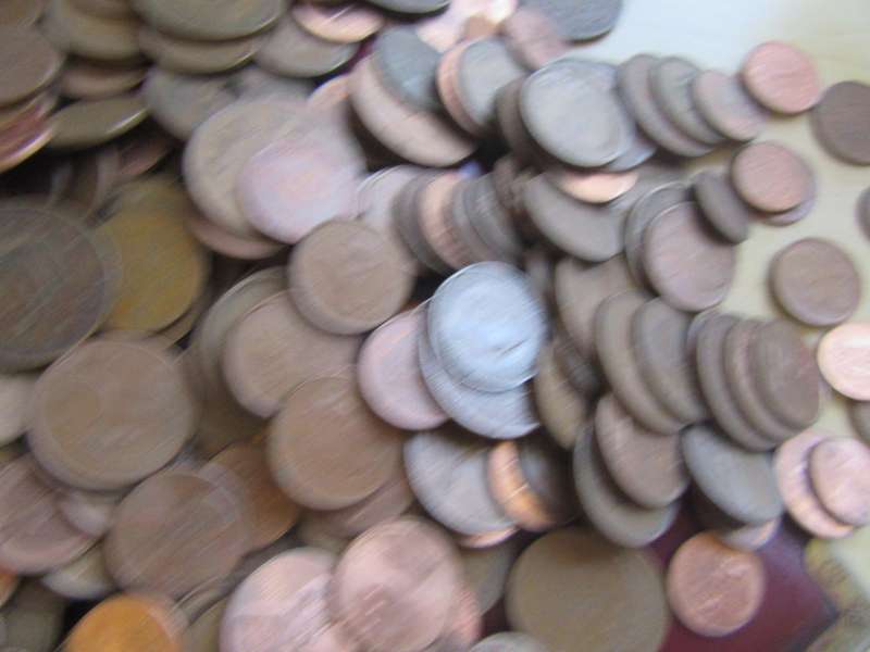550 INTERNATIONAL COPPER COINS AS PER SCAN