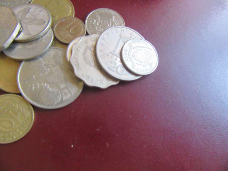 GOOD START FOR THE BEGINNER - 50 INTERNATIONAL COINS - AS PER SCAN - CO15