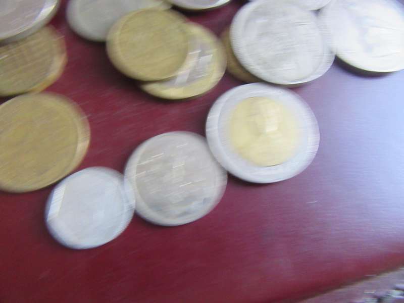 GOOD START FOR THE BEGINNER - 50INTERNATIONAL COINS - AS PER SCAN - CO41