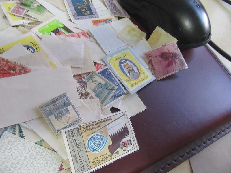 MIXED ENVELOPE- DAKAR, PALESTINE, PAKISTAN STAMPS - AS PER SCAN