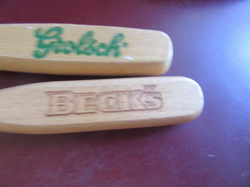 4 VARIOUS BOTTLE OPENERS WITH WOODEN HANDLES - BID PER ITEM - MD