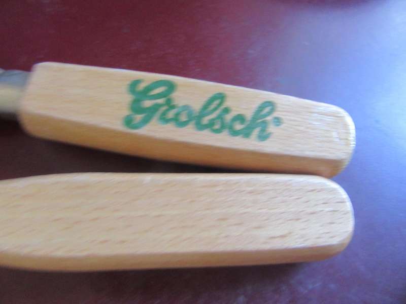 4 VARIOUS BOTTLE OPENERS WITH WOODEN HANDLES - BID PER ITEM - MD