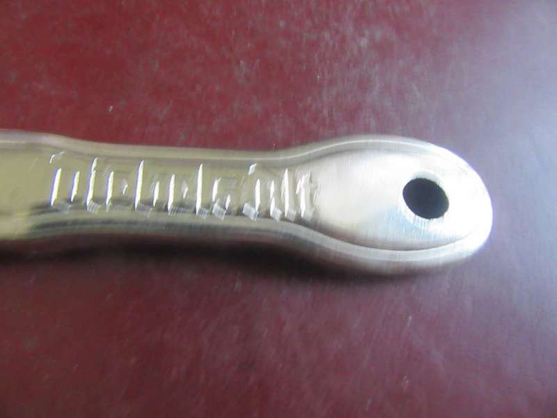 SIX VARIOUS BOTTLE OPENER - AS PER SCAN - BID PER ITEM - MD