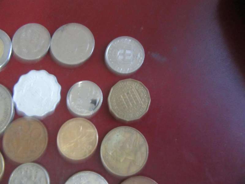 GOOD START FOR THE BEGINNER -25 ASSORTED INTERNATIONAL COINS - AS PER SCAN - CO3