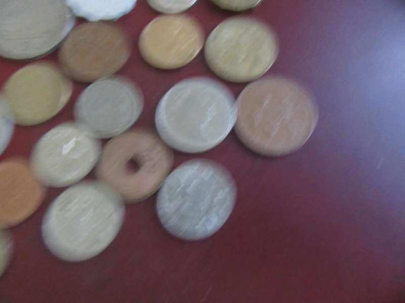 GOOD START FOR THE BEGINNER -25 ASSORTED INTERNATIONAL COINS - AS PER SCAN - CO3