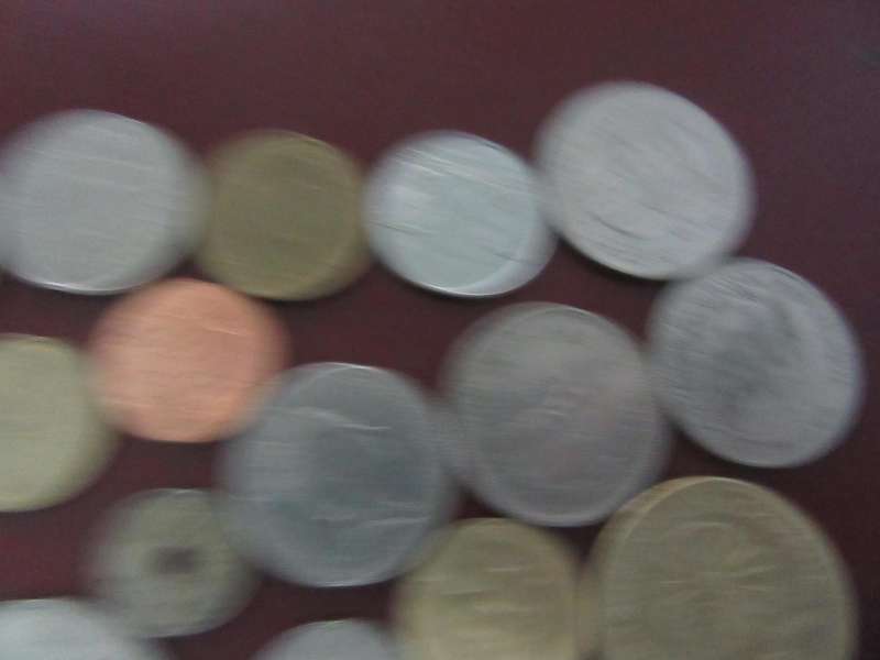 GOOD START FOR THE BEGINNER- 25 ASSORTED INTERNATIONAL COINS - AS PER SCAN - CO5
