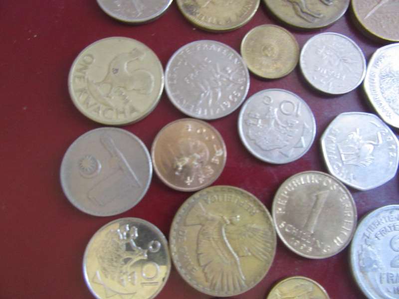 GOOD START FOR THE BEGINNER - 25 ASSORTED INTERNATIONAL COINS - AS PER SCAN - CO22