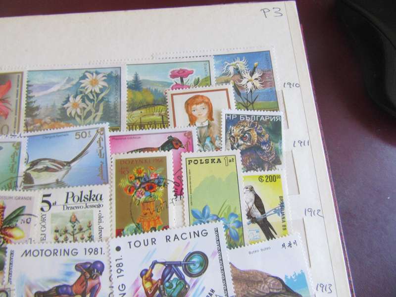 GOOD START FOR TH BEGINNER - NICE LOT OF MIXEDWORLD STAMPS - AS PER SCAN - S3