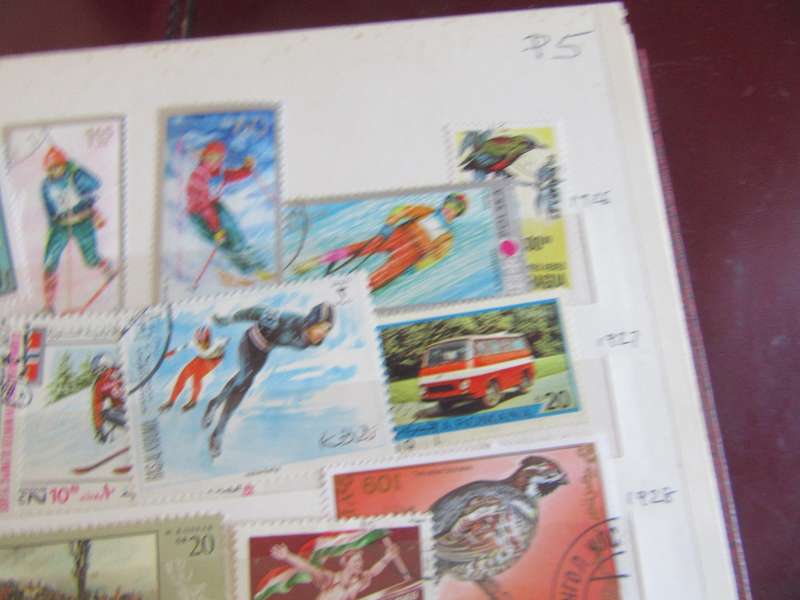 GOOD START FOR THE BEGINNER - NICE LOT OF MIXEDWORLD STAMPS - AS PER SCAN - S5