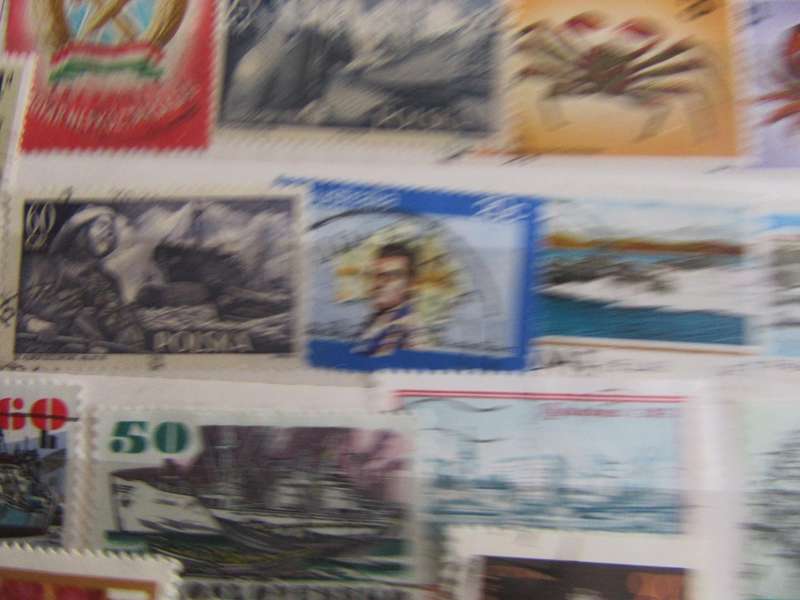 GOODSTART FOR THE BEGINNER - NICE LOT OF MIXED WORLD STAMPS - AS PER SCAN - S6