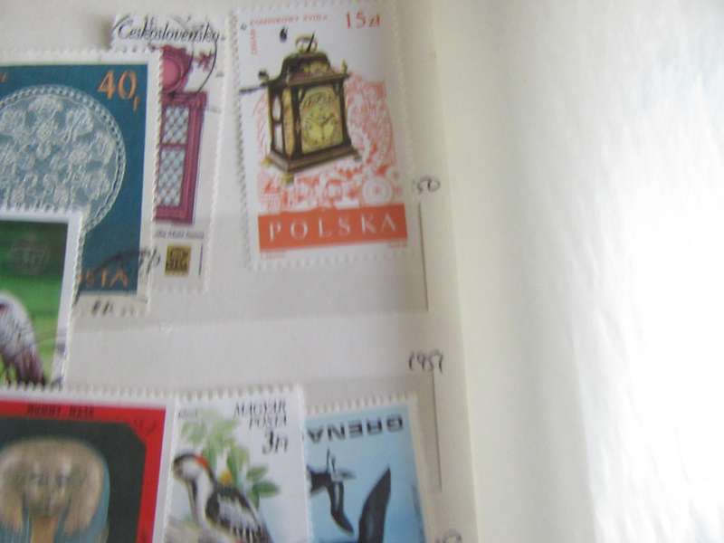 GOODSTARTFOR THE BEGINNER - NICELOT OF MIXED WORLD STAMPS - AS PER SCAN - S8