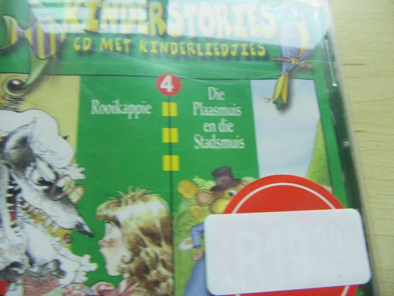 6 ORIGINALAFRIKAANS CD'S KINDER STORIES MET KINDER LIEGTJIES- AS PER SCAN - BID PER ITEM -LD