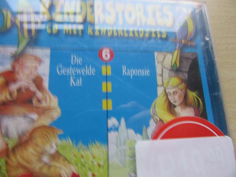 6 ORIGINALAFRIKAANS CD'S KINDER STORIES MET KINDER LIEGTJIES- AS PER SCAN - BID PER ITEM -LD