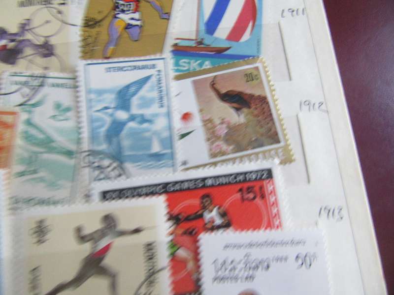 GOOD START FOR THE THEMATIC COLLECTOR - 40VARIOUS WORLD STAMPS A PER SCAN -- P3