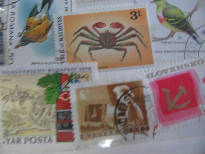 GOOD START FOR THE THEMATIC COLLECTOR - 40 WORLD STAMPS - AS PER SCAN -  - P8
