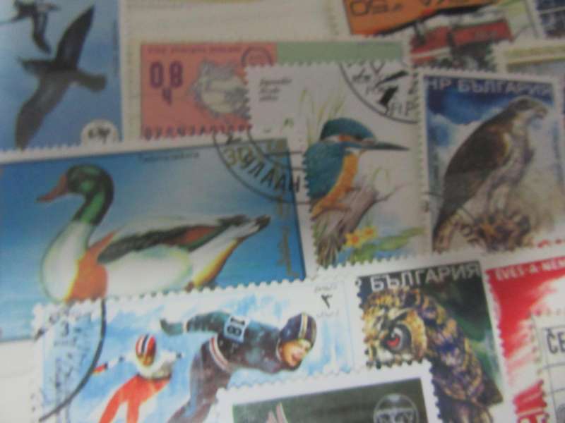 GOOD START FOR THE THEMATIC COLLECTOR -40 VARIOUS WORLD STAMPS - AS PER SCAN  - P7A