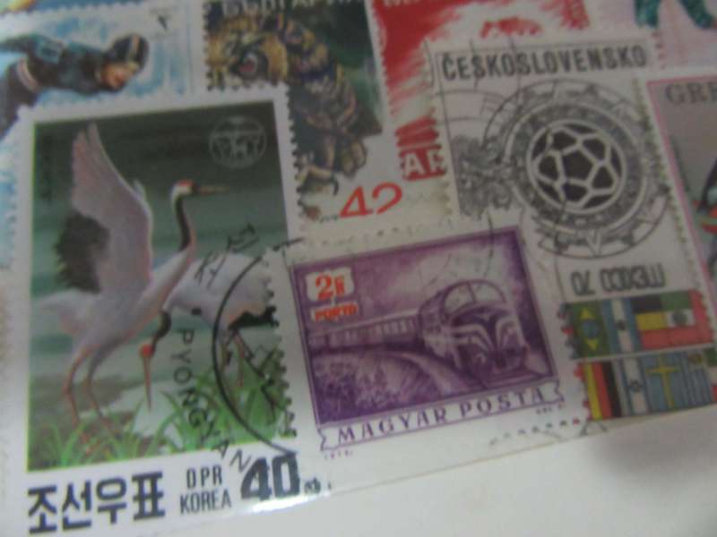 GOOD START FOR THE THEMATIC COLLECTOR -40 VARIOUS WORLD STAMPS - AS PER SCAN  - P7A
