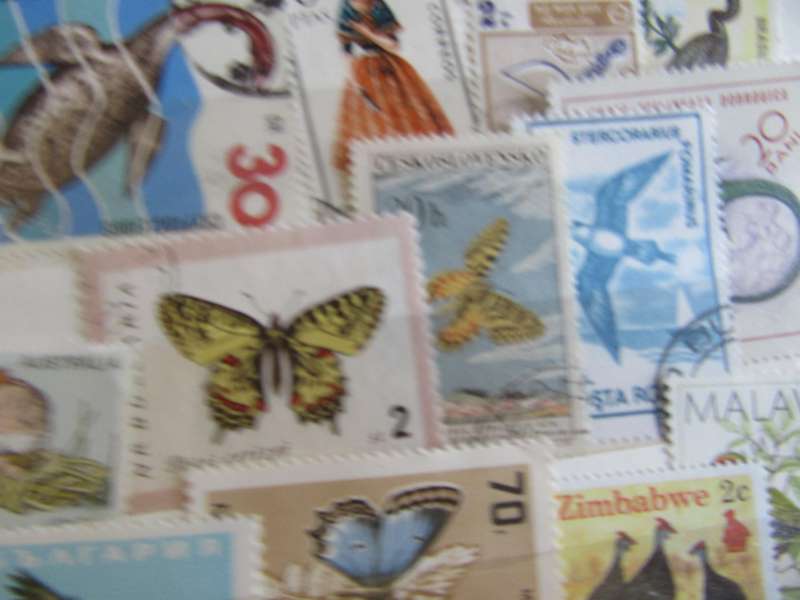 GOOD START FOR THE THEMATIC COLLECTOR - 40 WORLD STAMPS - AS PER SCAN -  - P1A