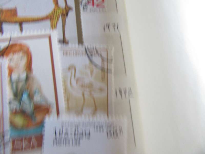GOOD START FOR THE THEMATIC COLLECTOR -40WORLD STAMPS - AS PER SCAN - - P6