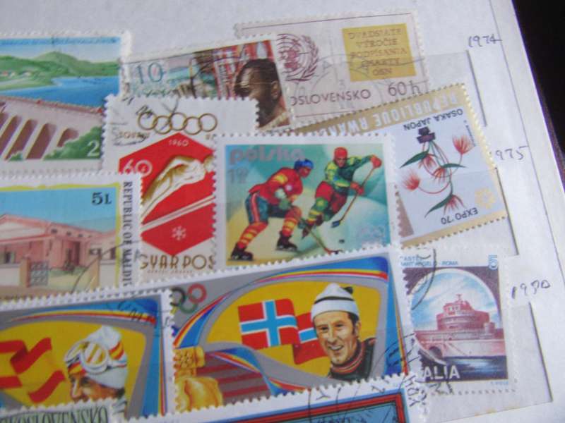 GOOD START HOR THE THEMATIC COLLECTOR - 40 WORLD STAMPS - AS PER SCAN- P11