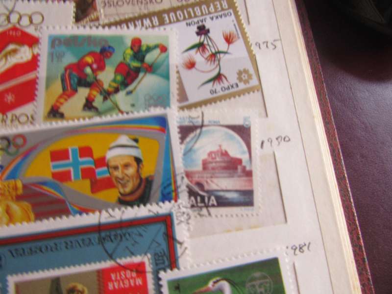GOOD START HOR THE THEMATIC COLLECTOR - 40 WORLD STAMPS - AS PER SCAN- P11