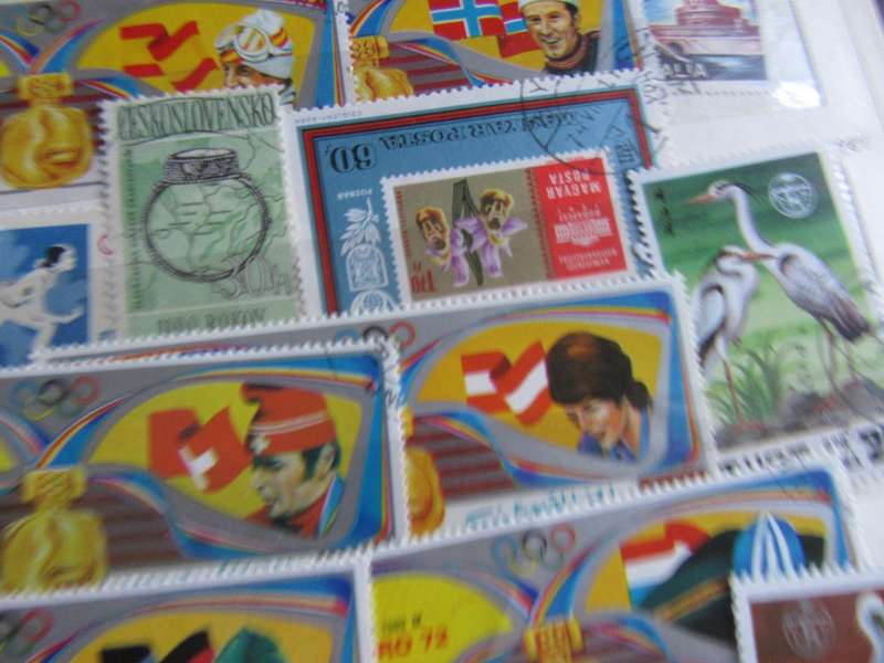 GOOD START HOR THE THEMATIC COLLECTOR - 40 WORLD STAMPS - AS PER SCAN- P11