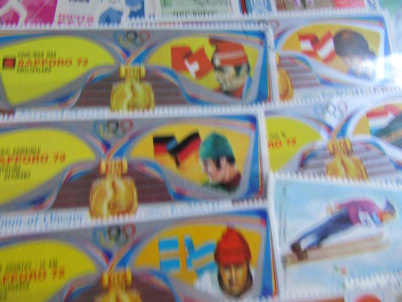GOOD START HOR THE THEMATIC COLLECTOR - 40 WORLD STAMPS - AS PER SCAN- P11